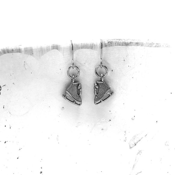 Miniature Ice Skates Winter Skates Skating Lovers Figure Skaing Charm Earrings - Picture 3 of 3